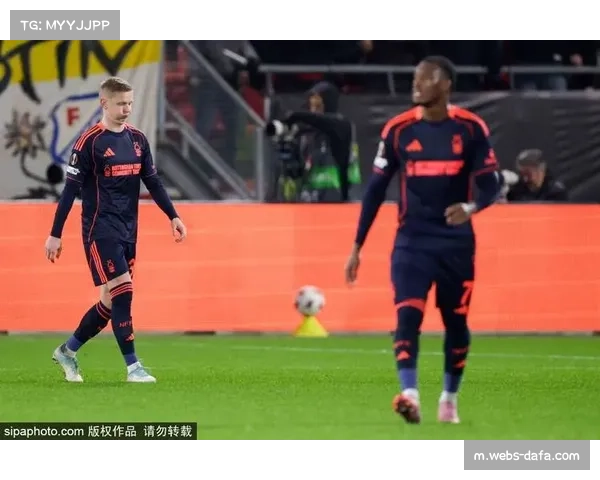 狼队前锋不满VAR判罚称球队为保级艰苦战斗